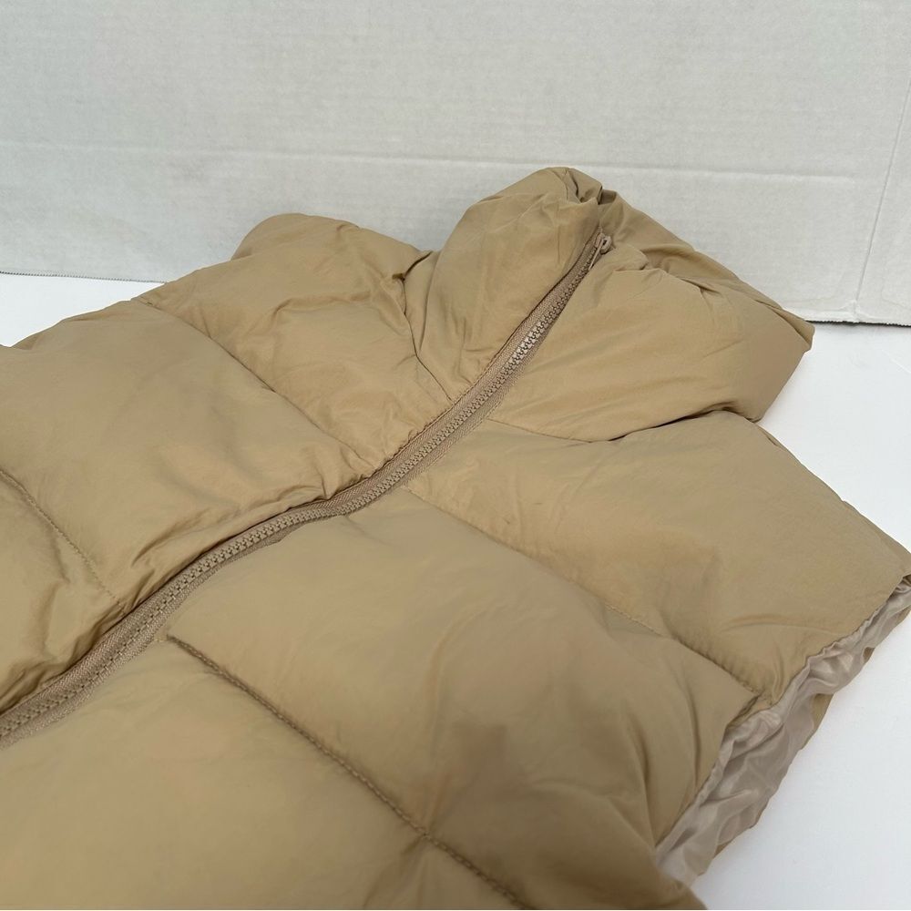 NWT Tan Sleeveless Puffer Full Zip Vest Polyester Blend Size Medium Waist Cord
